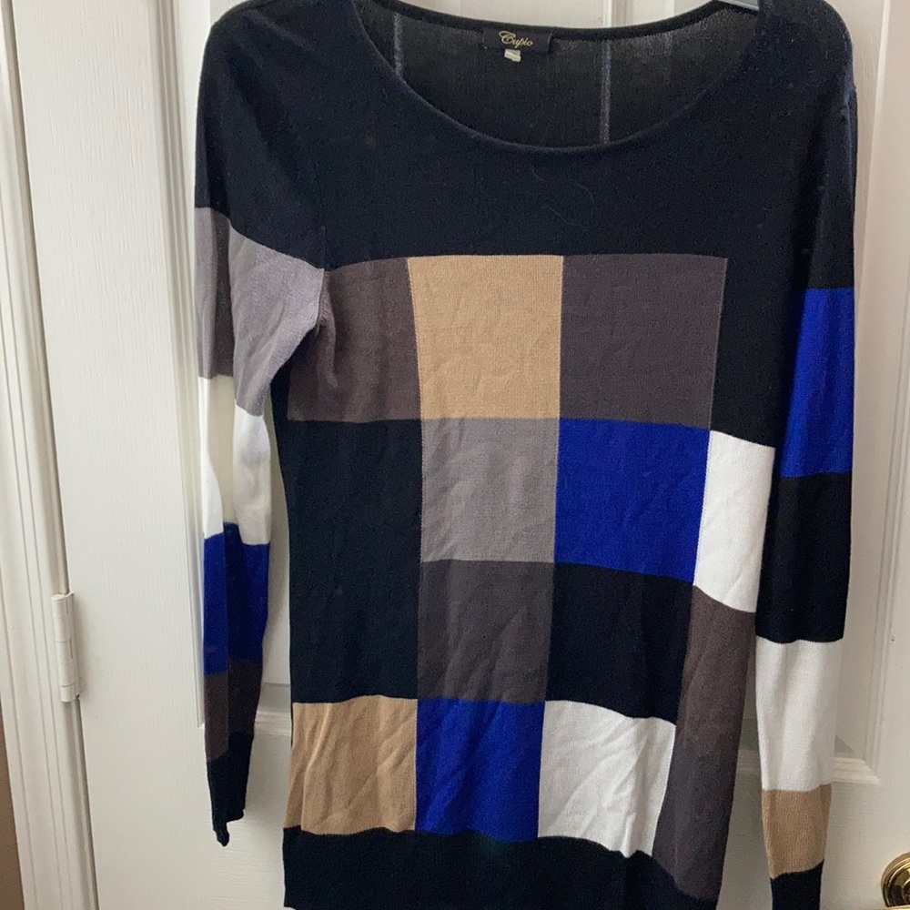 FINAL MARKDOWN Ladies’ Cupio Sweater (M)